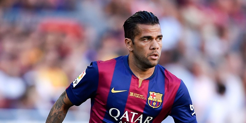 Dani Alves là một trong những RWB vĩ đại nhất lịch sử